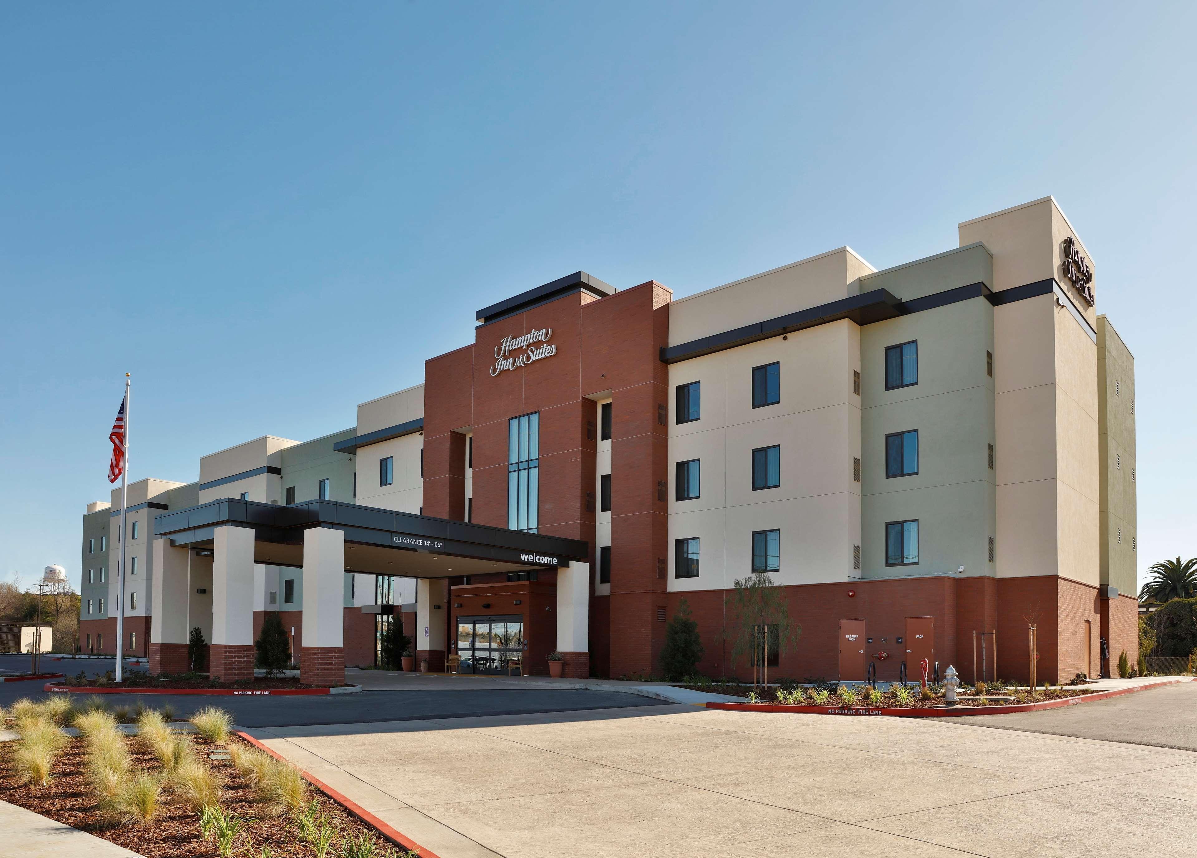 Hampton Inn & Suites Sacramento At Csus Екстер'єр фото
