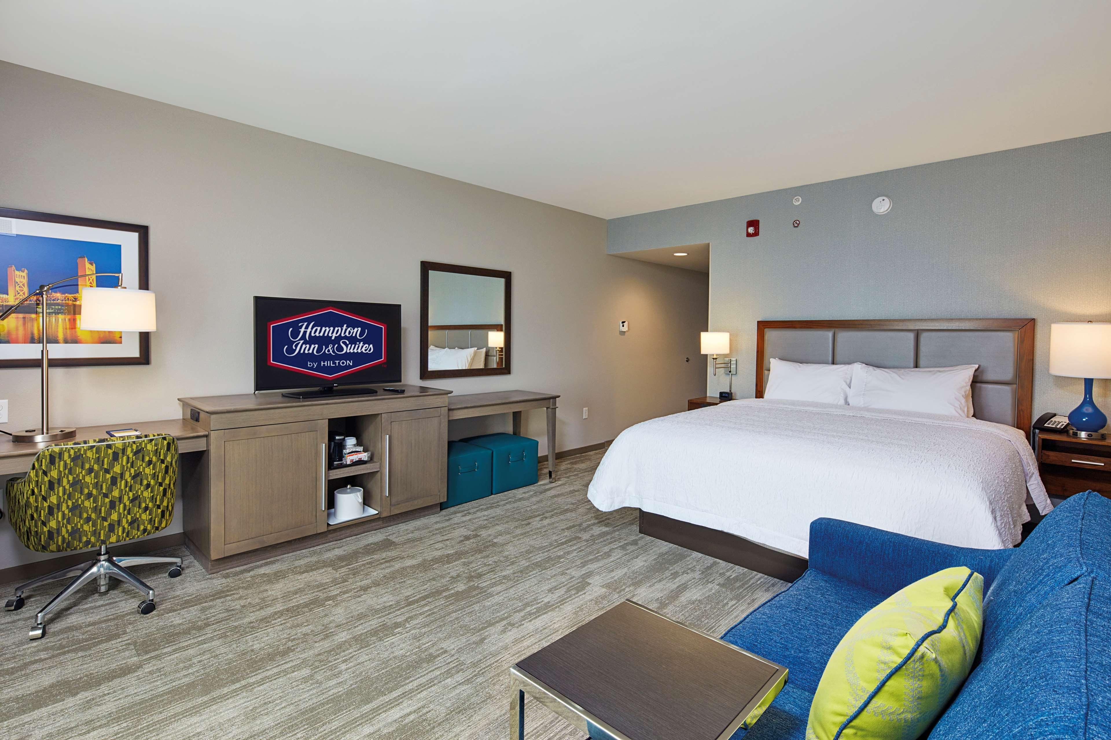 Hampton Inn & Suites Sacramento At Csus Екстер'єр фото