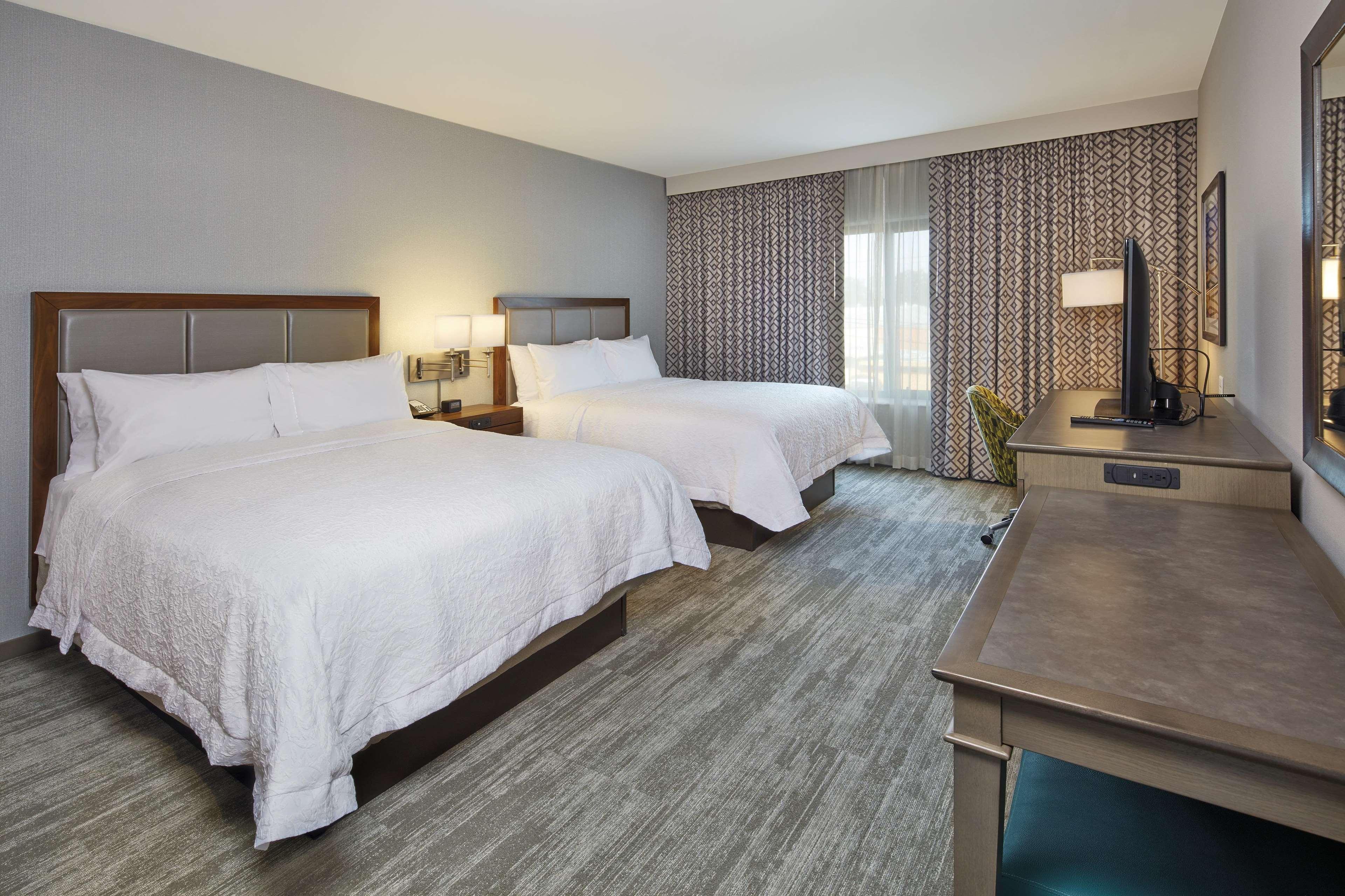 Hampton Inn & Suites Sacramento At Csus Екстер'єр фото