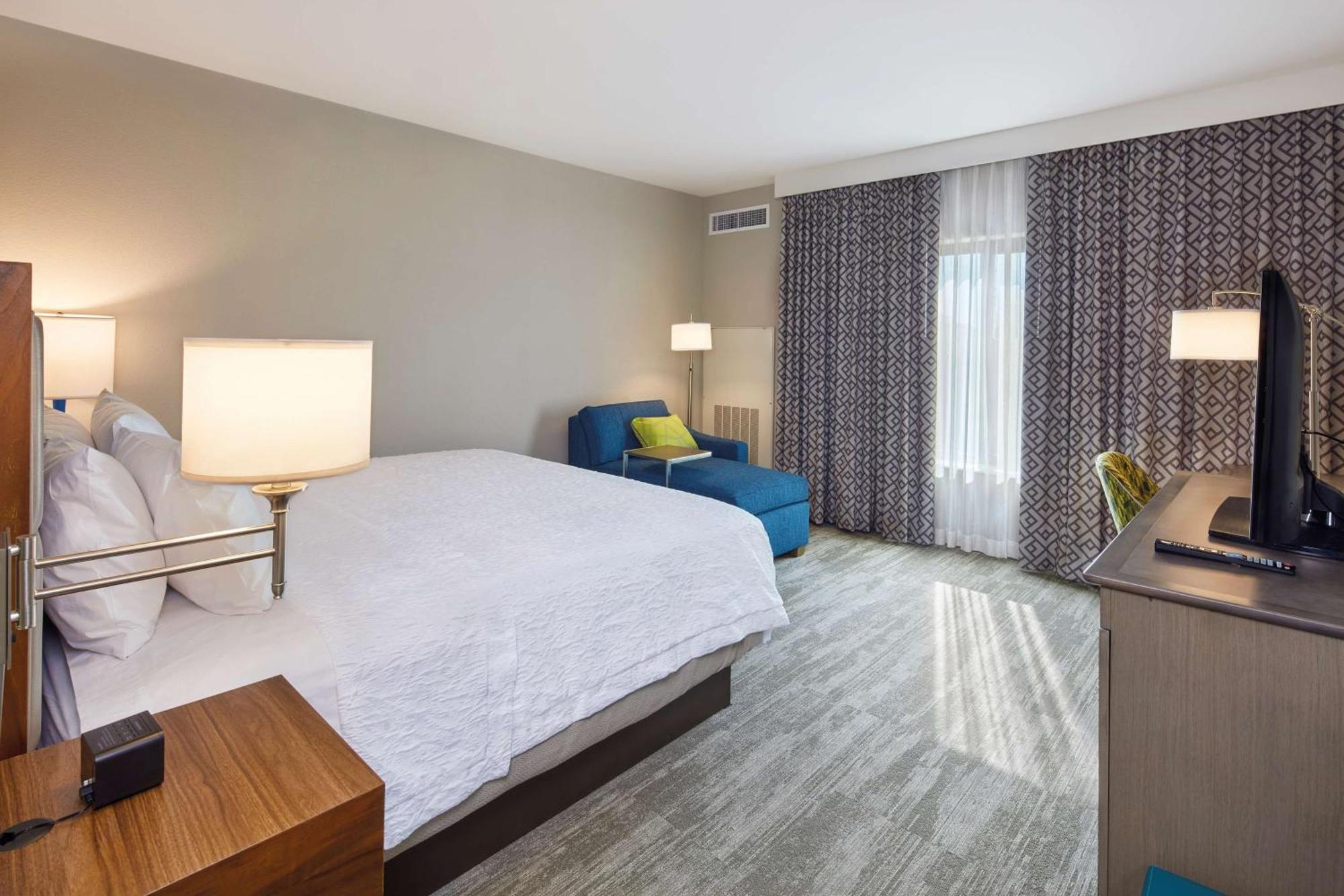 Hampton Inn & Suites Sacramento At Csus Екстер'єр фото