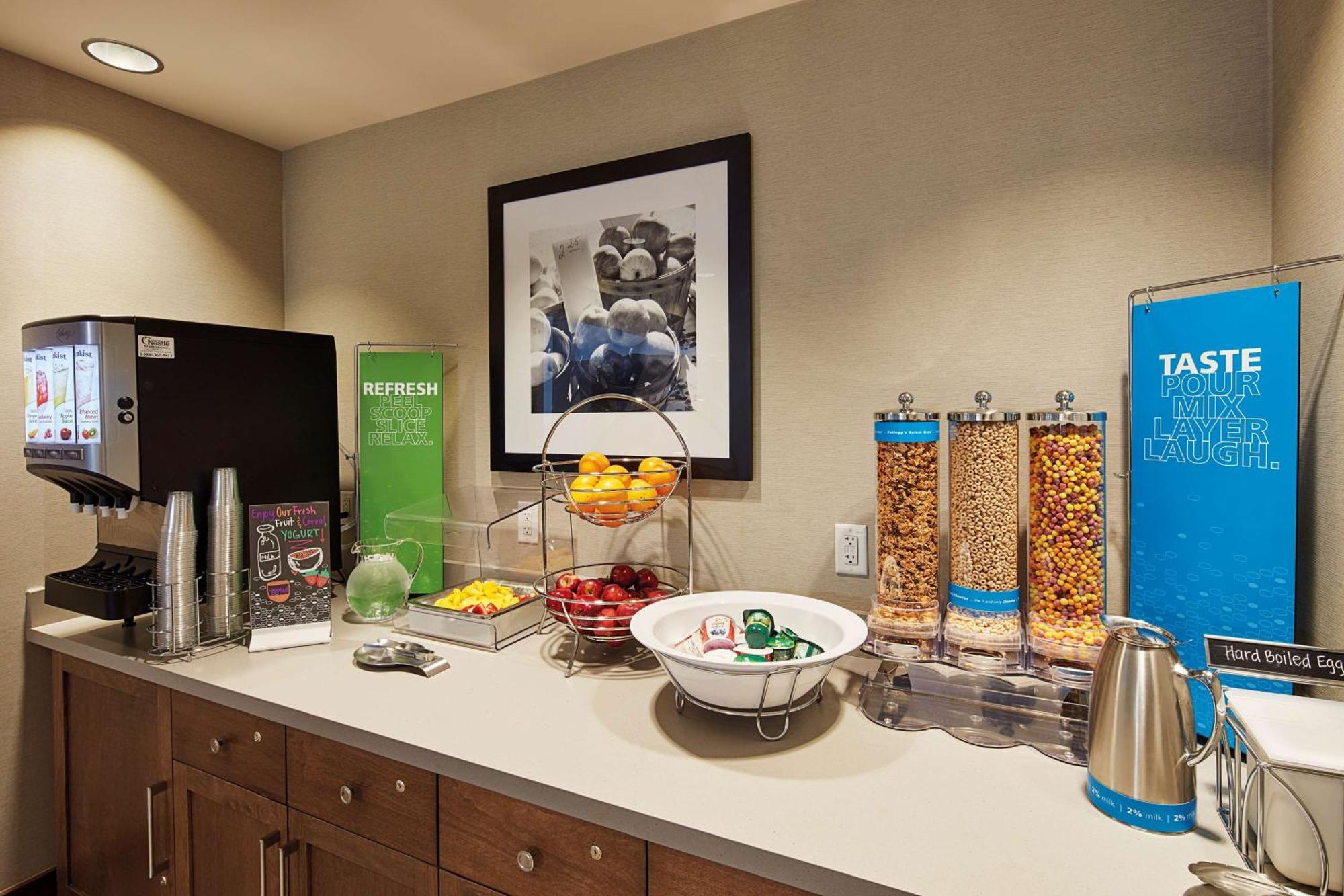 Hampton Inn & Suites Sacramento At Csus Екстер'єр фото